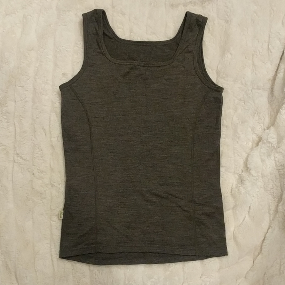 Merino wool tank